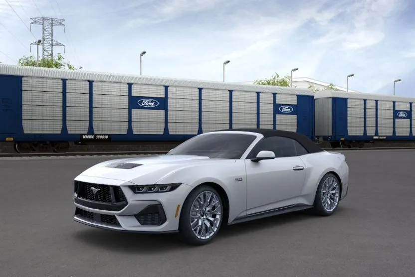 2025 Ford Mustang GT Premium Convertible photo 1