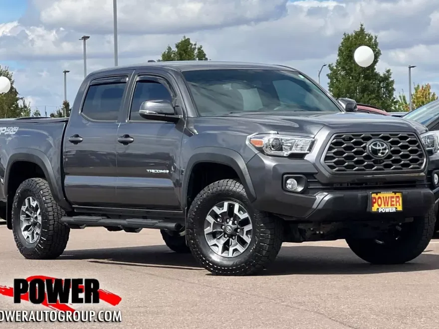 2023 Toyota Tacoma SR V6 photo 1