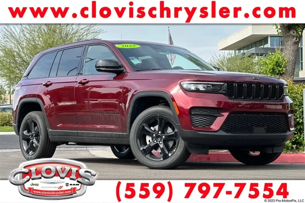 2025 Jeep Grand Cherokee Altitude photo 1
