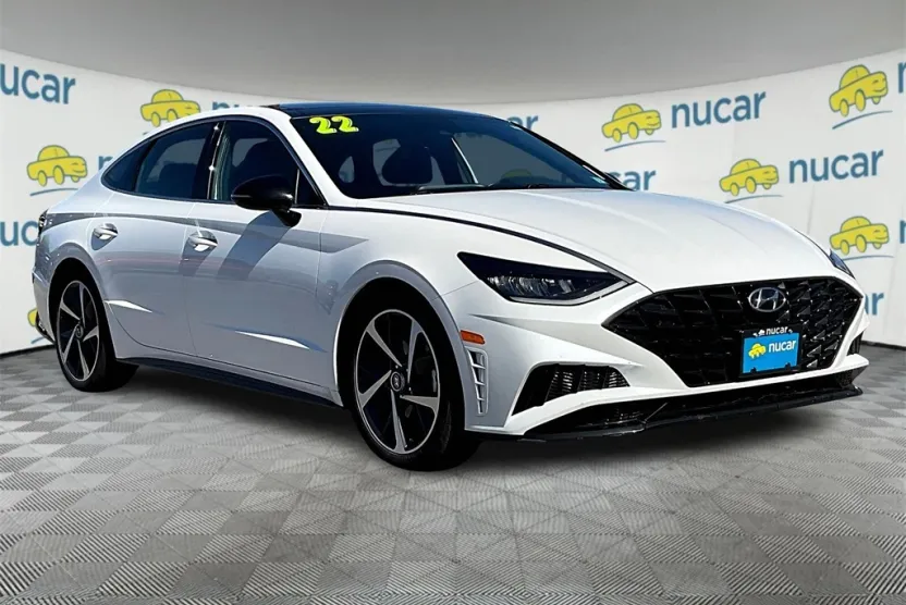2022 Hyundai Sonata SEL Plus photo 1