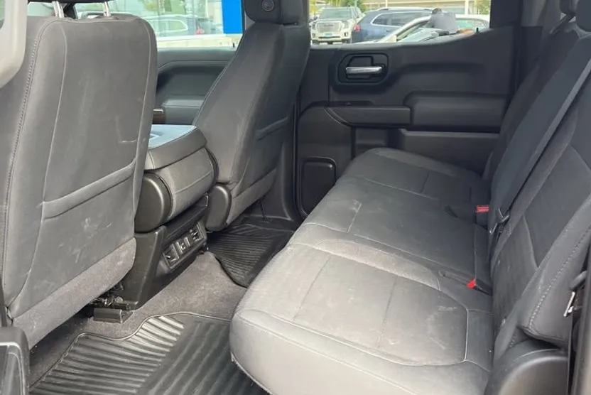 2020 Chevrolet Silverado 1500 LT photo 1