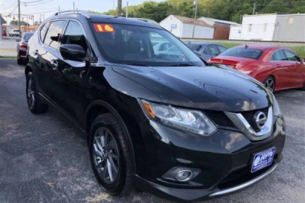 2016 Nissan Rogue photo 1