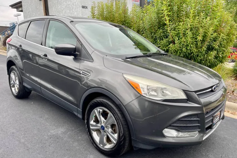 2015 Ford Escape SE photo 1