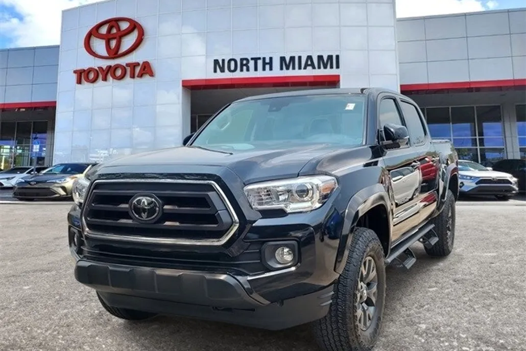 2022 Toyota Tacoma SR5 photo 1