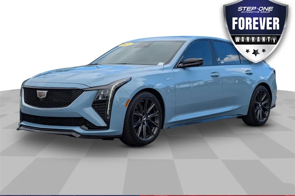 2025 Cadillac CT5 V photo 1