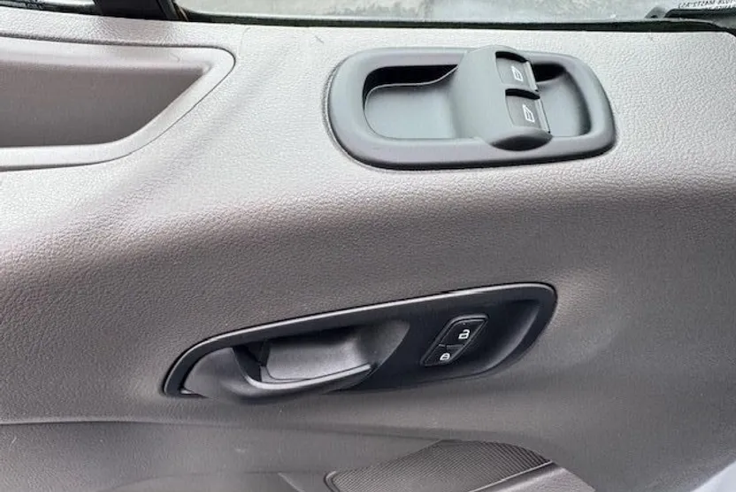 2020 Ford Transit Cargo Van photo 1