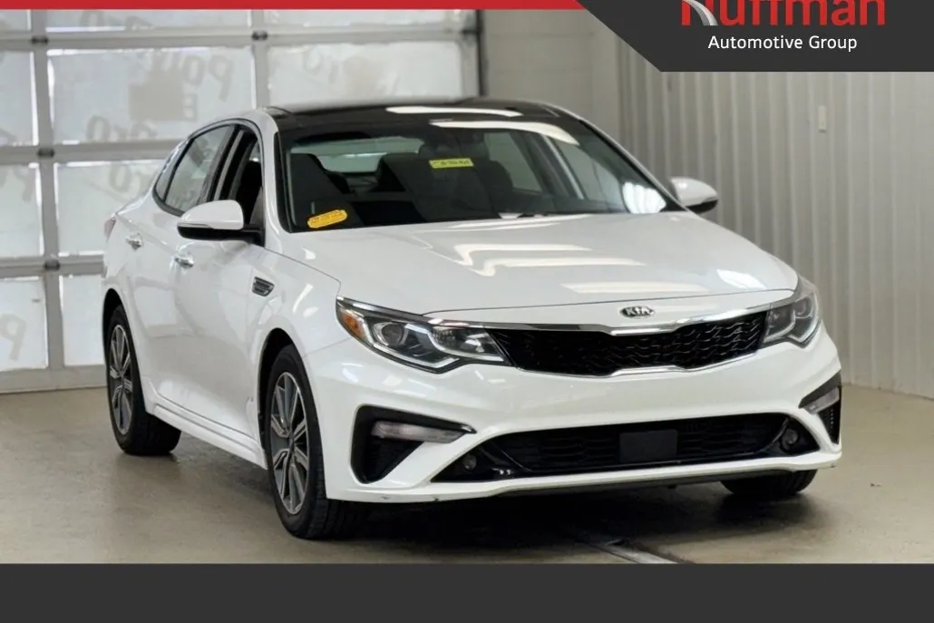 2020 Kia Optima EX Premium photo 1