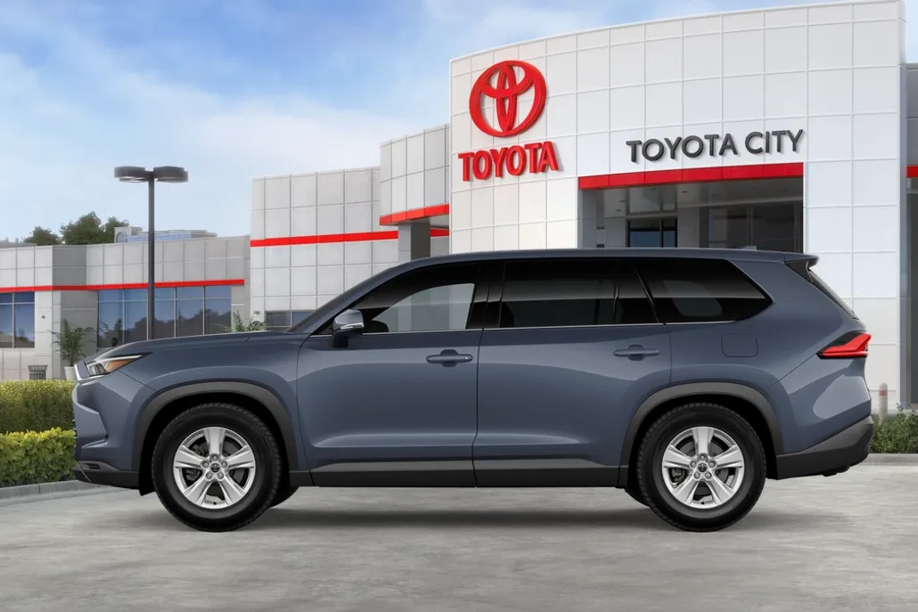 2026 Toyota Grand Highlander LE photo 1