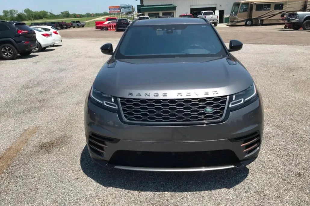 2018 Land Rover Range Rover Velar R-Dynamic SE photo 1