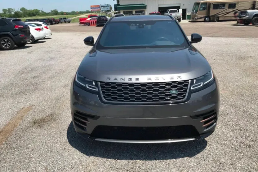 2018 Land Rover Range Rover Velar R-Dynamic SE photo 1