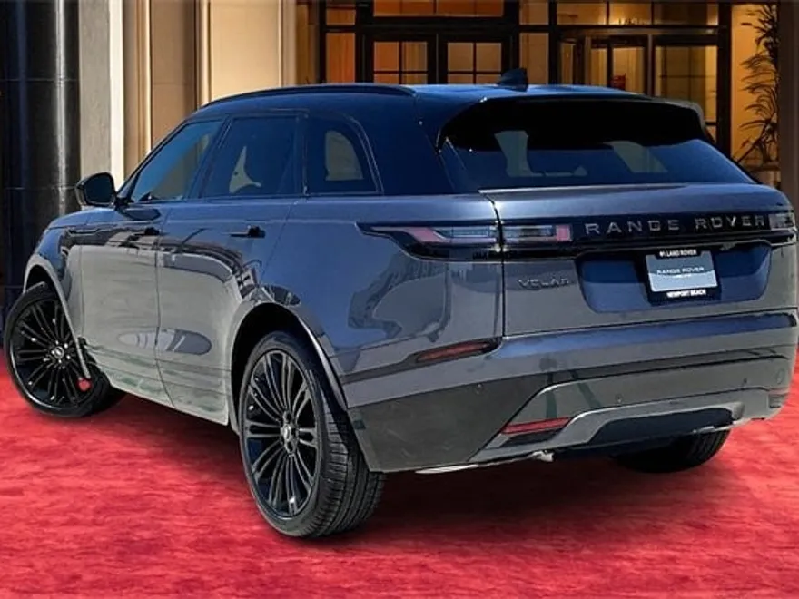 2026 Land Rover Range Rover Velar P250 Dynamic SE photo 1
