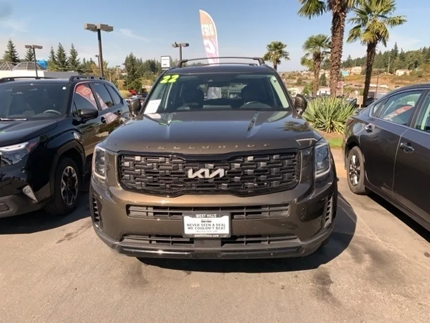2022 Kia Telluride EX photo 1