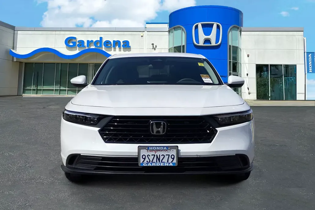 2025 Honda Accord LX photo 1