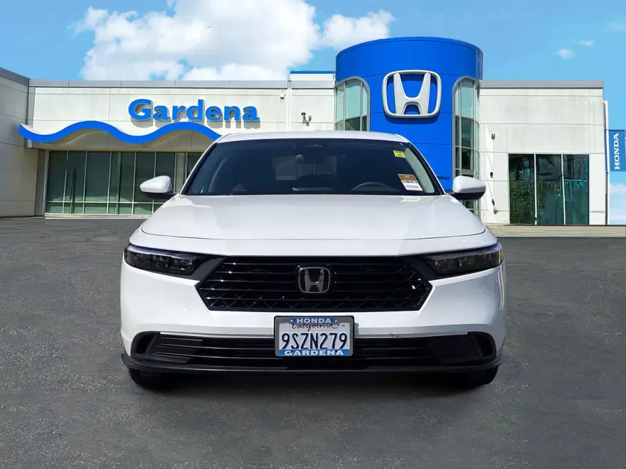 2025 Honda Accord LX photo 1