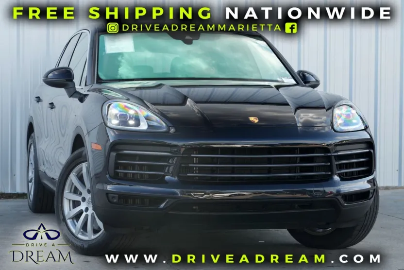 2023 Porsche Cayenne Platinum Edition photo 1