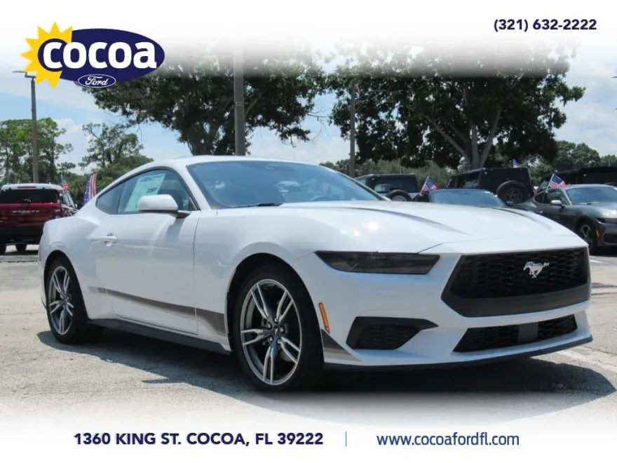 2025 Ford Mustang EcoBoost photo 1