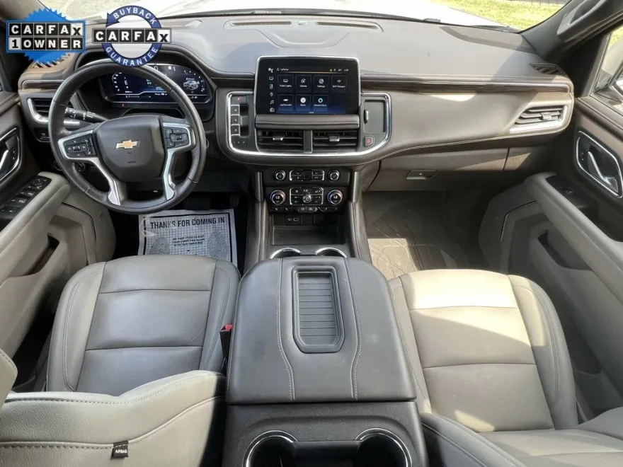 2022 Chevrolet Tahoe LT photo 1