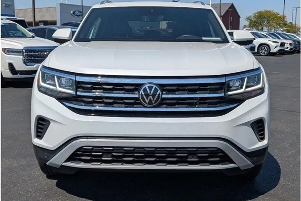 2023 Volkswagen Atlas Cross Sport V6 SEL photo 1