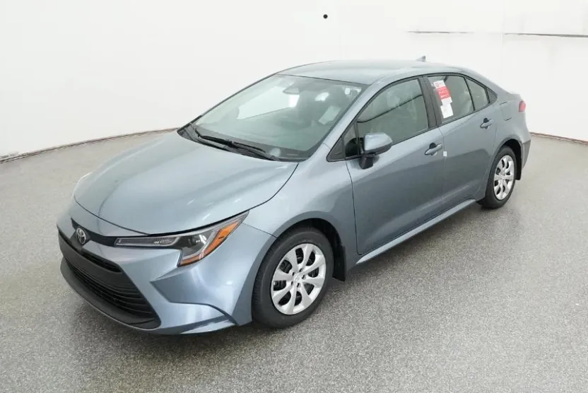 2026 Toyota Corolla LE photo 1