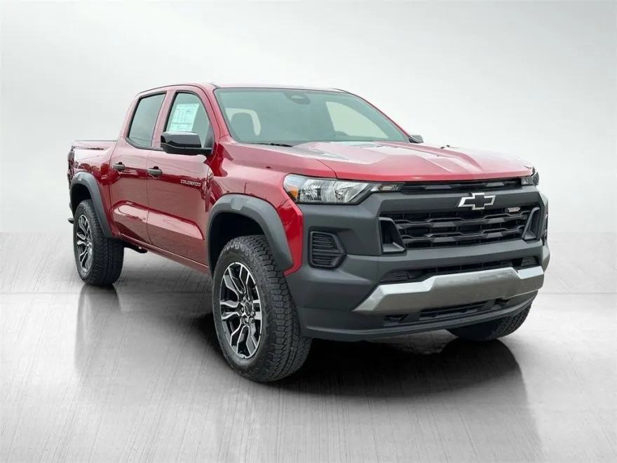 2026 Chevrolet Colorado Trail Boss photo 1