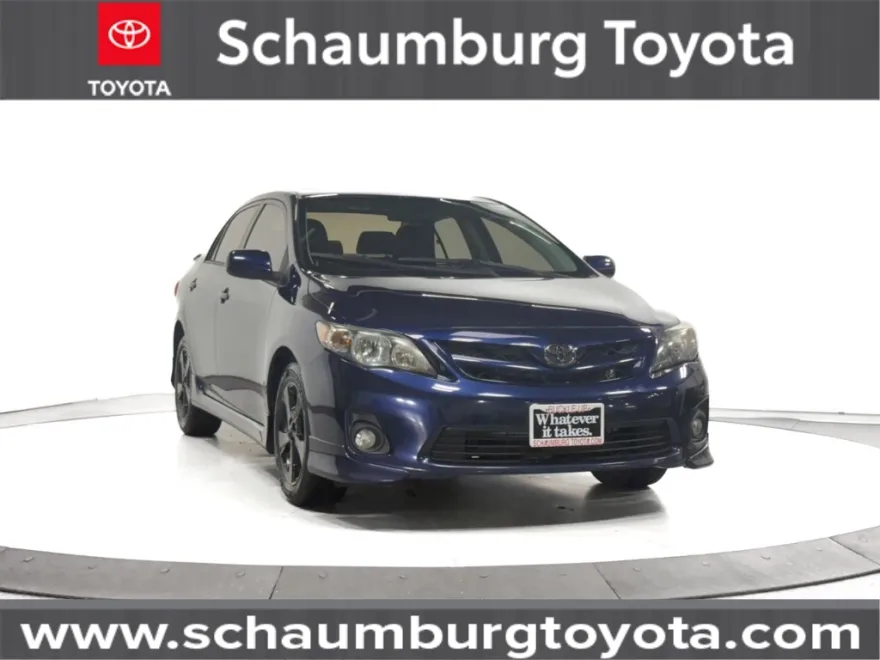 2012 Toyota Corolla photo 2
