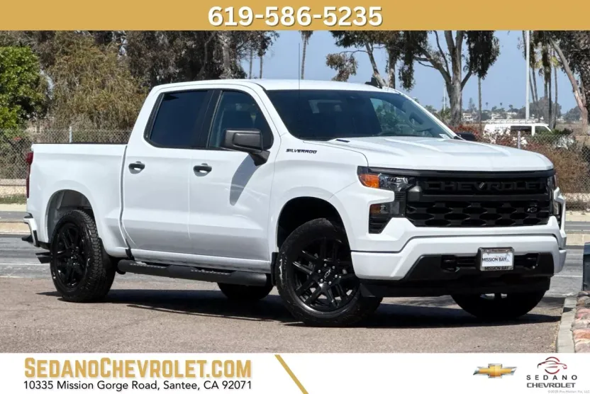2025 Chevrolet Silverado 1500 Custom photo 1