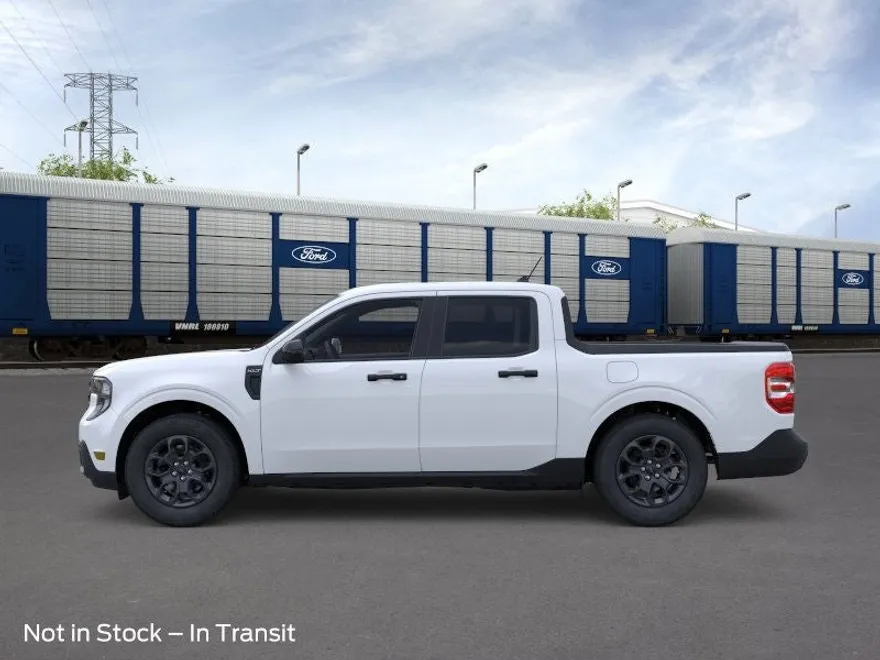 2025 Ford Maverick XLT photo 1