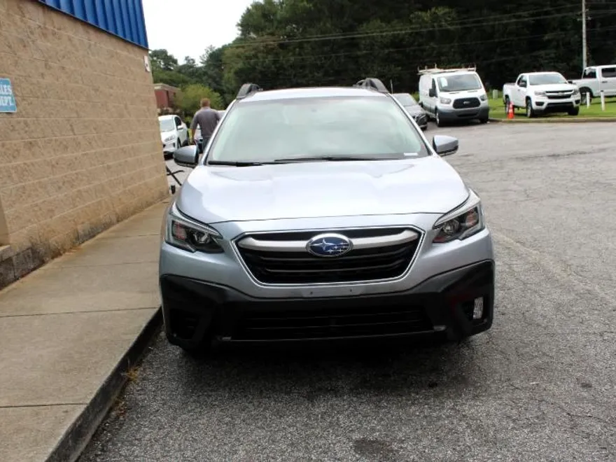 2022 Subaru Outback Premium photo 1