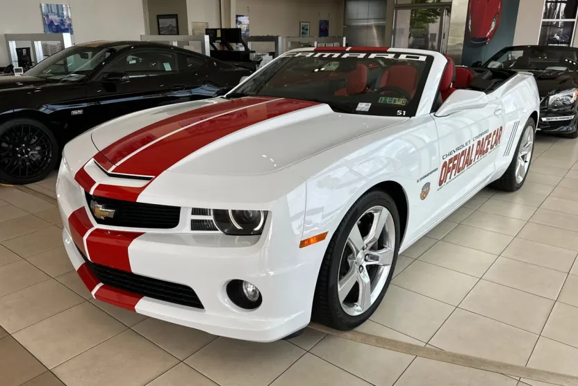 2011 Chevrolet Camaro 2SS photo 1