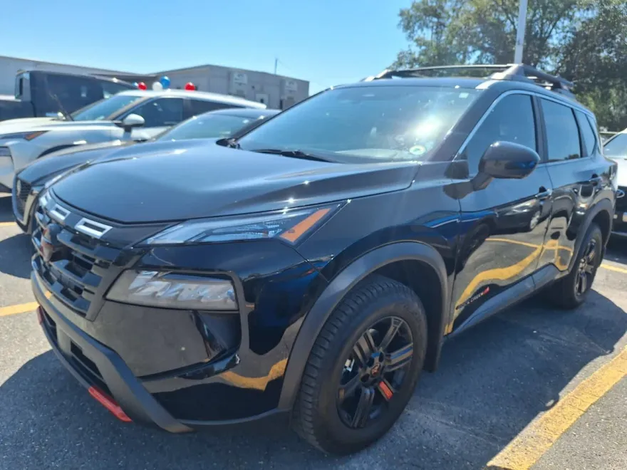2025 Nissan Rogue SV photo 1