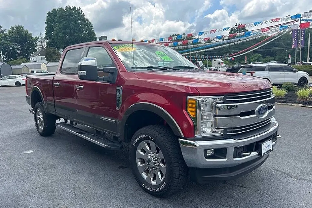2017 Ford F-250 Lariat photo 1