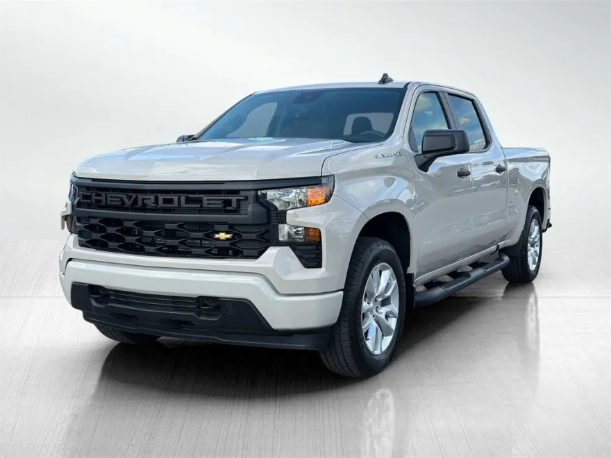 2026 Chevrolet Silverado 1500 Custom photo 1