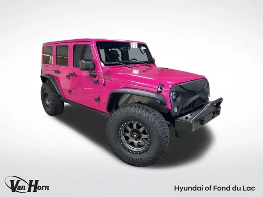 2016 Jeep Wrangler Unlimited Rubicon photo 1