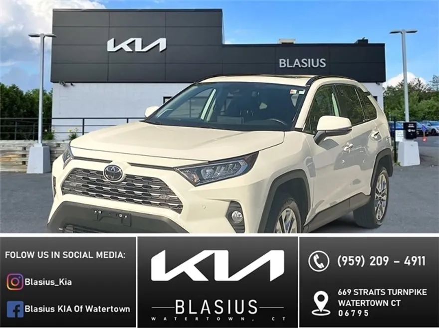 2021 Toyota RAV4 Limited photo 1