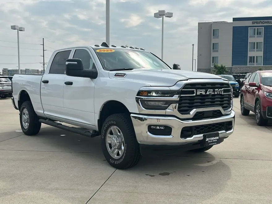2025 Ram 2500 Tradesman photo 1