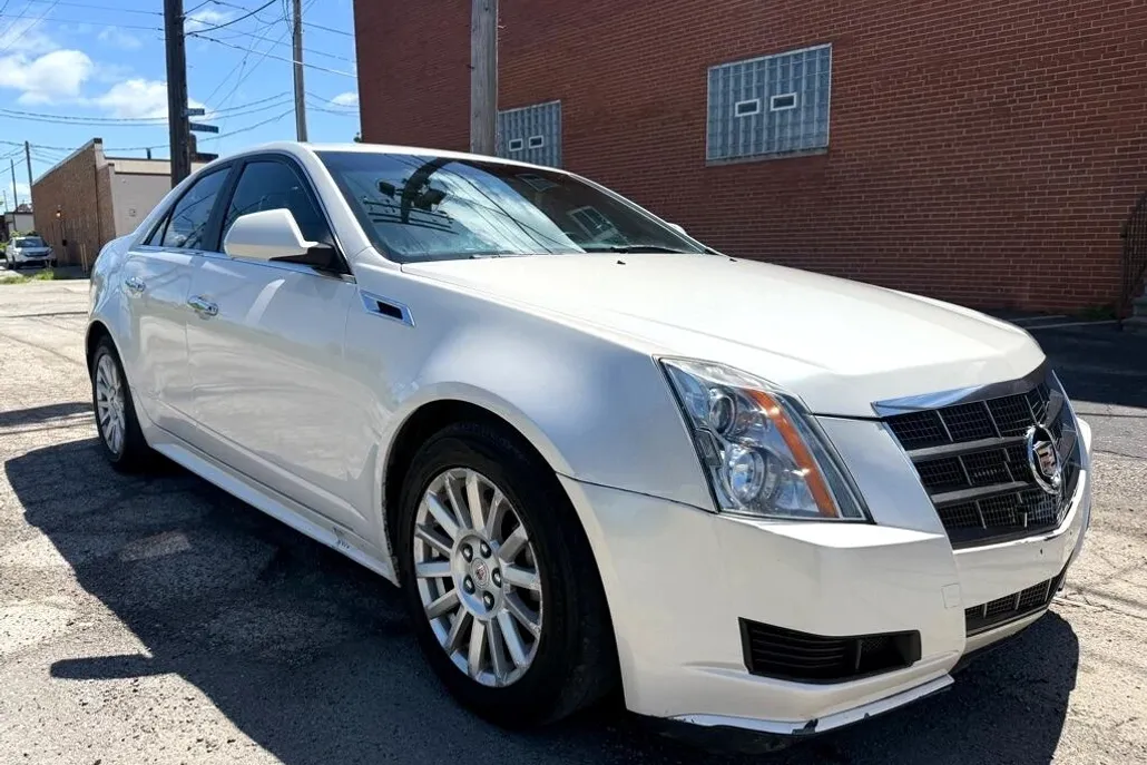 2011 Cadillac CTS Base photo 1