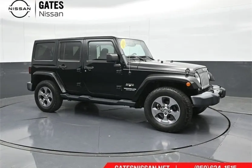 2016 Jeep Wrangler Unlimited Sahara photo 1