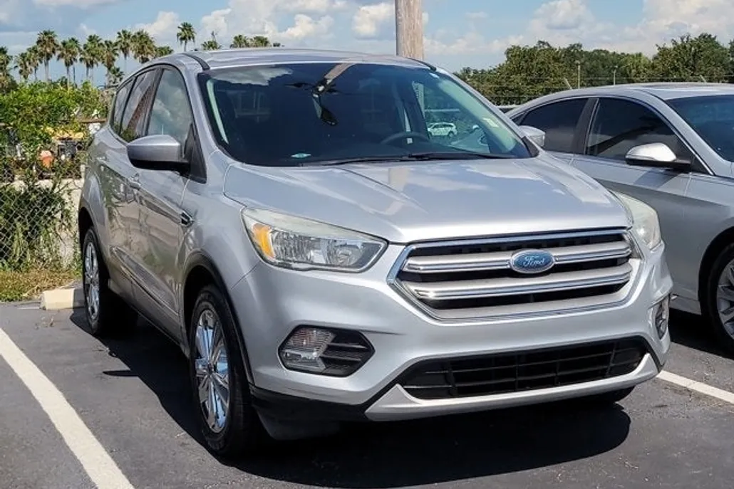 2017 Ford Escape SE photo 1