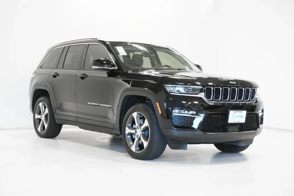 2023 Jeep Grand Cherokee 4xe photo 1