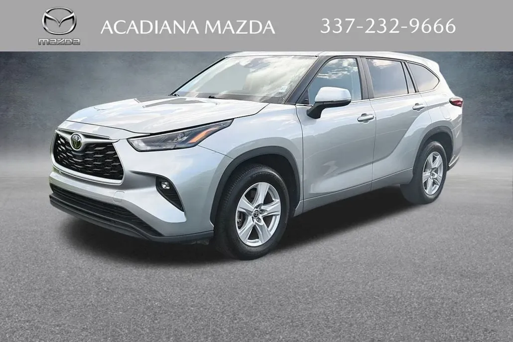 2023 Toyota Highlander L photo 1