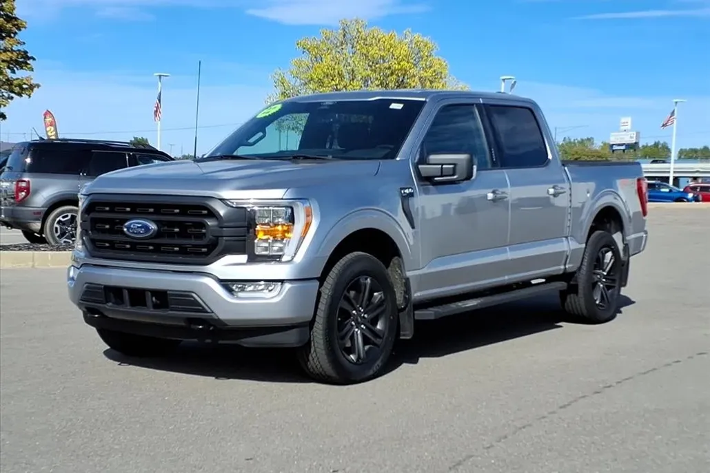 2022 Ford F-150 XLT photo 1