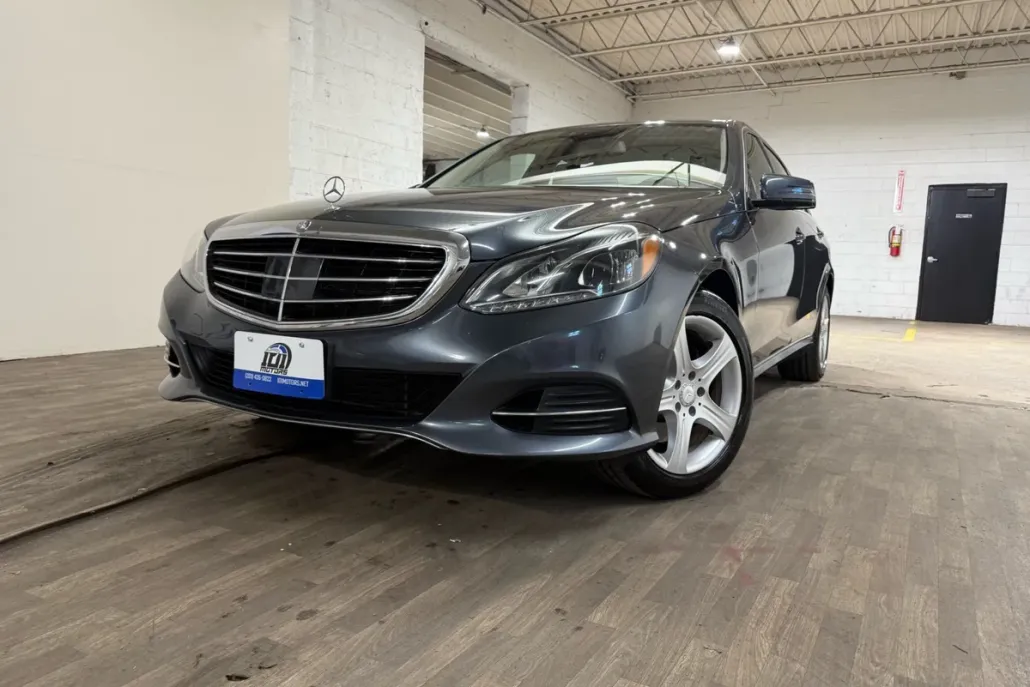 2014 Mercedes Benz E 350 4MATIC photo 1