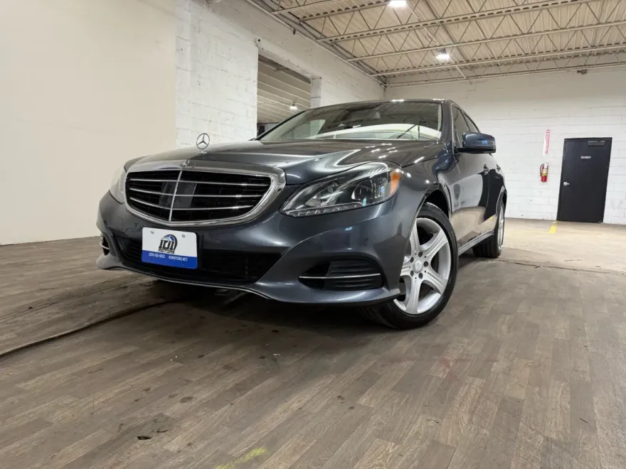 2014 Mercedes Benz E 350 4MATIC photo 1