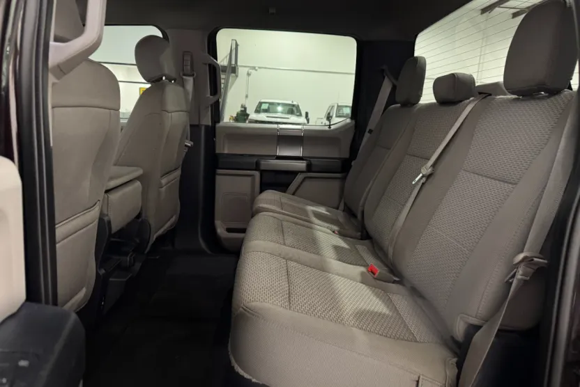 2020 Ford F-150 XLT photo 1