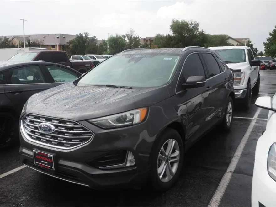 2020 Ford Edge SEL photo 1