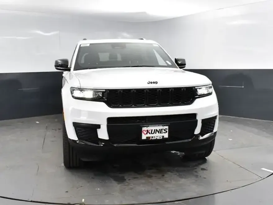2025 Jeep Grand Cherokee Altitude X photo 1