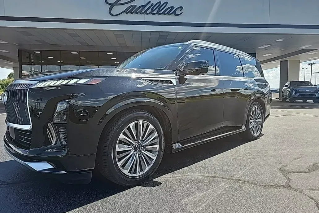 2025 Infiniti QX80 Sensory photo 1