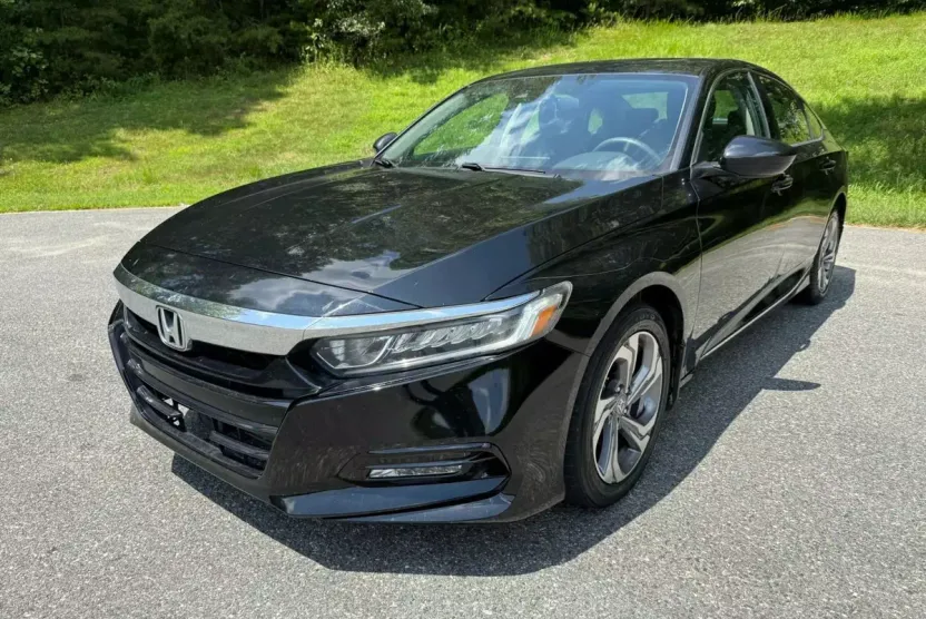 2018 Honda Accord EX photo 1