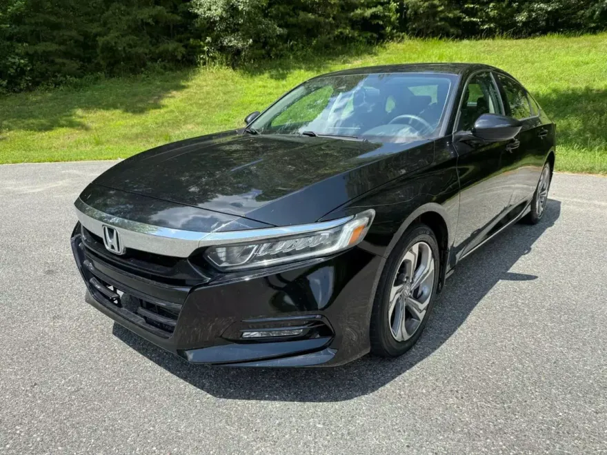 2018 Honda Accord EX photo 1