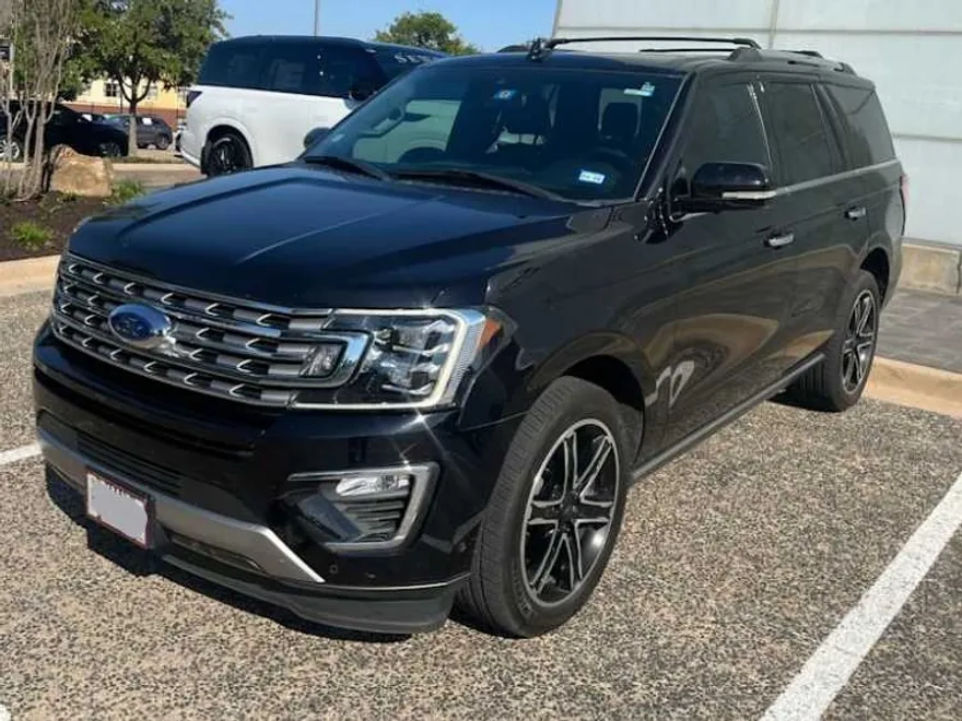 2019 Ford Expedition Limited photo 1